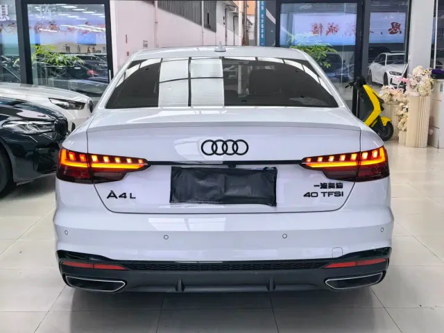 Audi A4L — Фото автомобиля 5