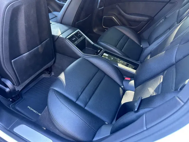 Porsche Panamera — Фото автомобиля 16