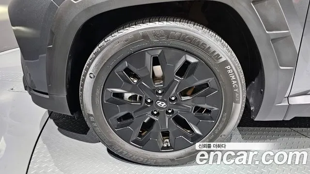 Hyundai Tucson Tucson (NX4) Бензин 1.6 Turbo 4WD — Фото автомобиля 5