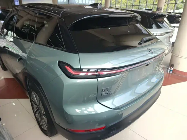 Nio ES7 — Фото автомобиля 4