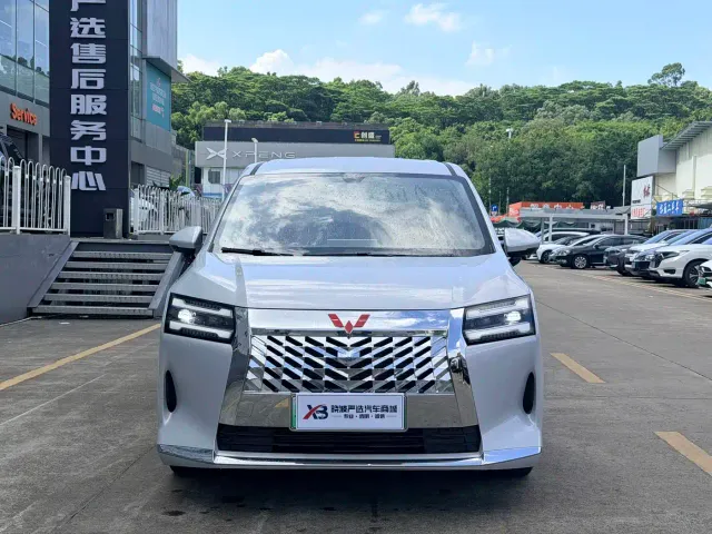 Wuling Starlight 730 — Фото автомобиля 2