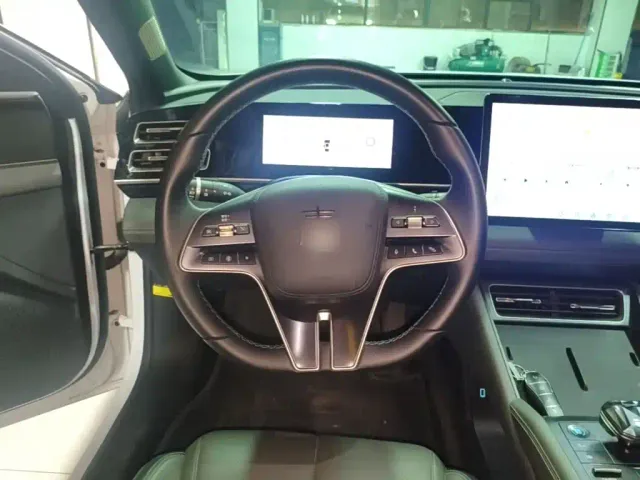 BYD Qin L 2024 DM-i 120KM Leading — Фото автомобиля 10