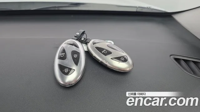 Hyundai Kona Kona (SX2) Бензин 1.6 турбо 2WD — Фото автомобиля 17