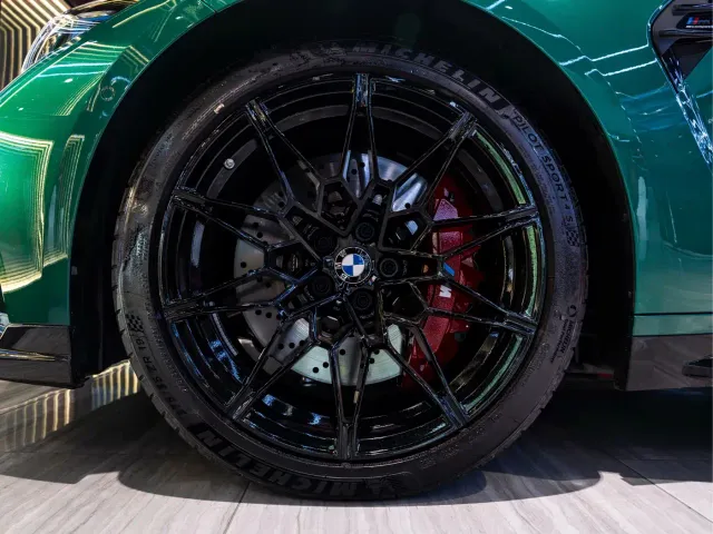 BMW M4 — Фото автомобиля 11