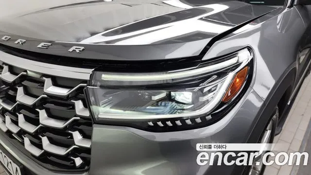 Ford Explorer — Фото автомобиля 18