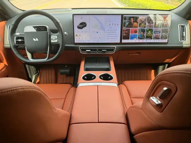 Li Auto L7 — Фото автомобиля 5