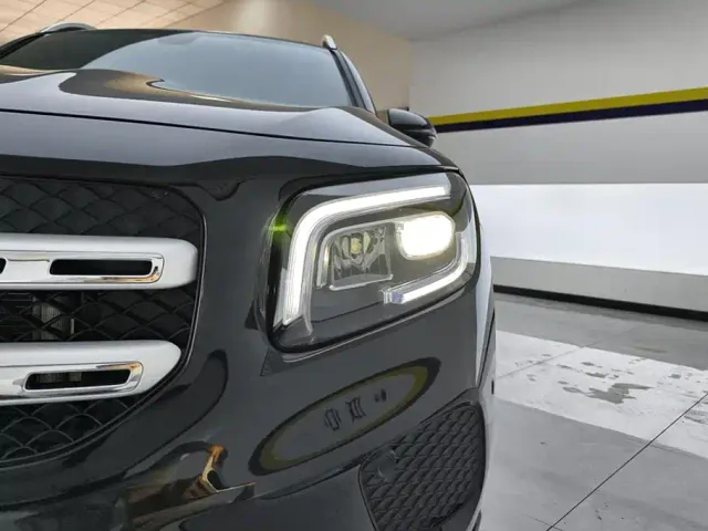 Mercedes-Benz GLB-Class — Фото автомобиля 5