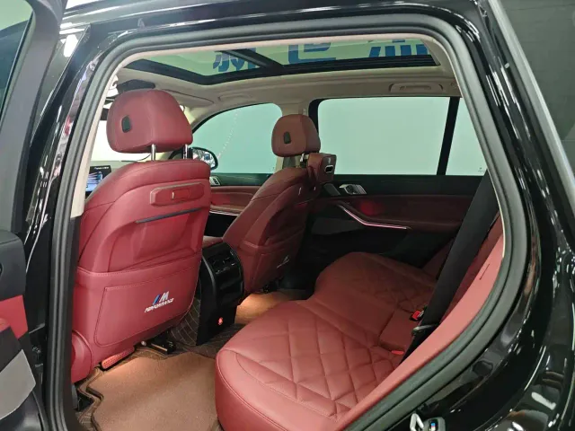 BMW X5 — Фото автомобиля 6