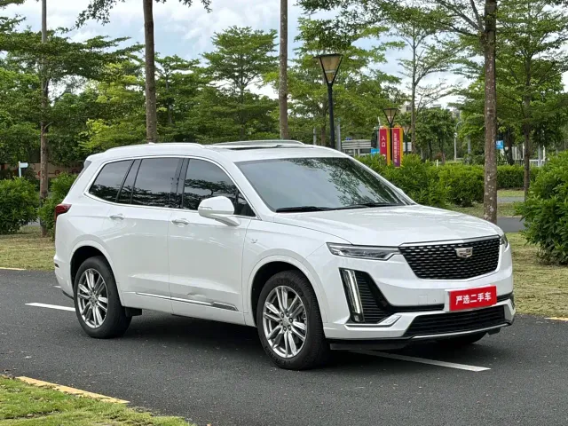 Cadillac XT6 — Фото автомобиля 3