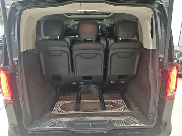 Mercedes-Benz V-Class — Фото автомобиля 18