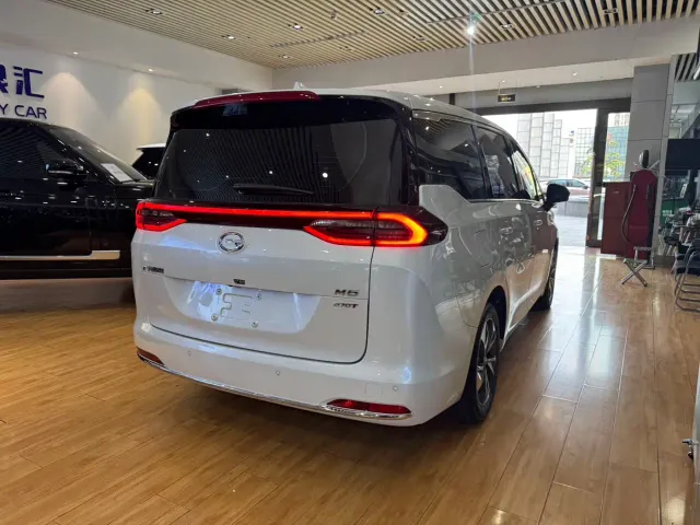 GAC Trumpchi M6 — Фото автомобиля 8