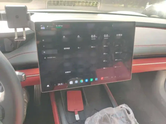Xiaomi SU7 — Фото автомобиля 5