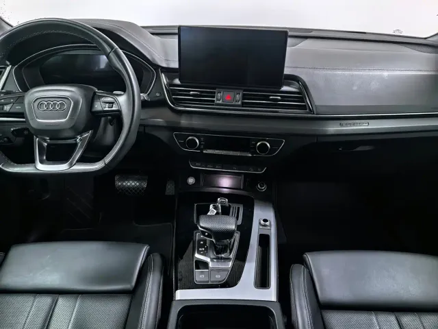 Audi Q5L — Фото автомобиля 9