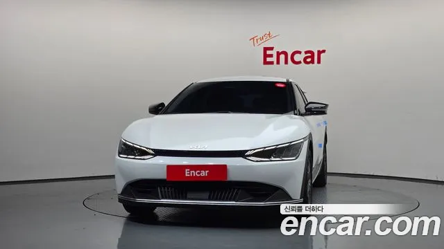 Kia EV6 — Фото автомобиля 3