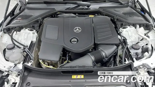 Mercedes-Benz E-Class — Фото автомобиля 6
