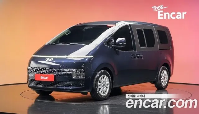 Фотография автомобиля — Hyundai Staria