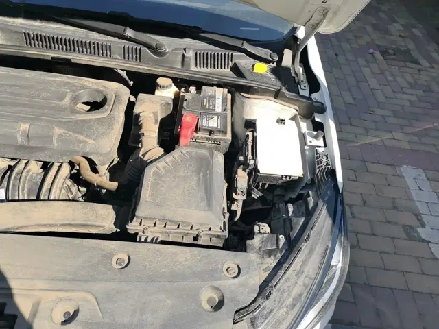 Geely Emgrand — Фото автомобиля 19