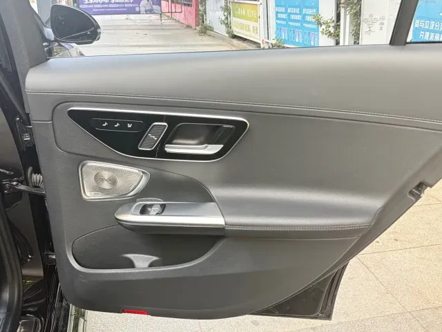 Mercedes-Benz C-Class — Фото автомобиля 14
