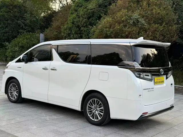 Toyota Vellfire — Фото автомобиля 5