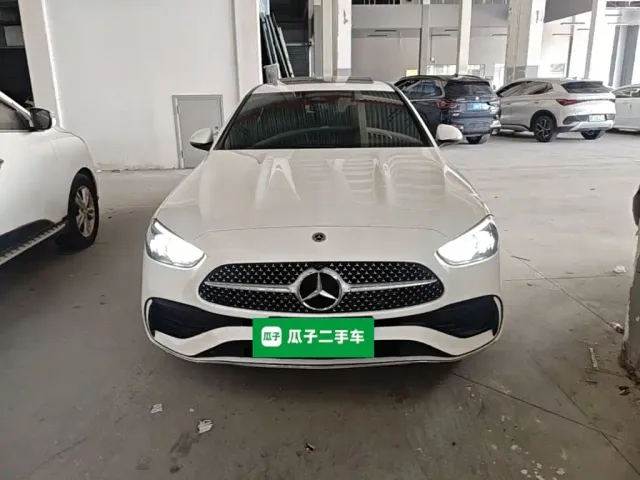 Mercedes-Benz C-Class — Фото автомобиля 2