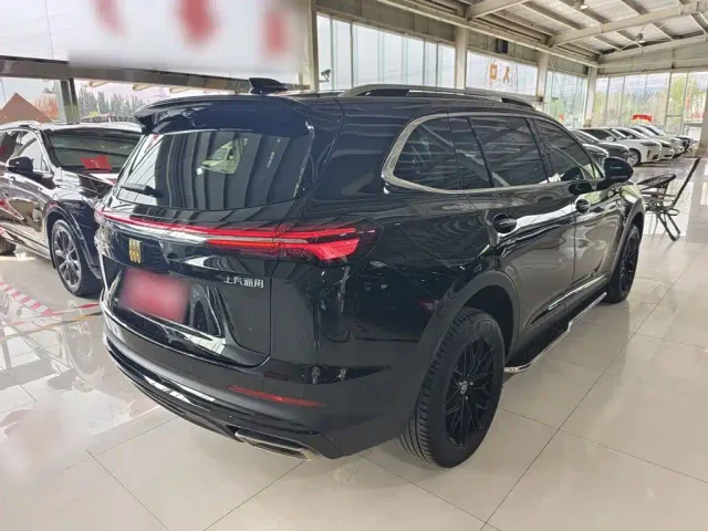 Buick Envision Plus 2025 Enclave Plus 28T 2WD Platinum Edition — Фото автомобиля 23
