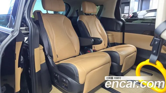 Kia Carnival 4th Gen — Фото автомобиля 18