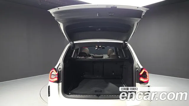 BMW X3 xDrive 20i M Sport Pro — Фото автомобиля 29