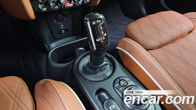 MINI Cooper — Фото автомобиля 12