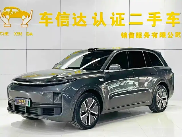 Li Auto L8 — Фото автомобиля 2