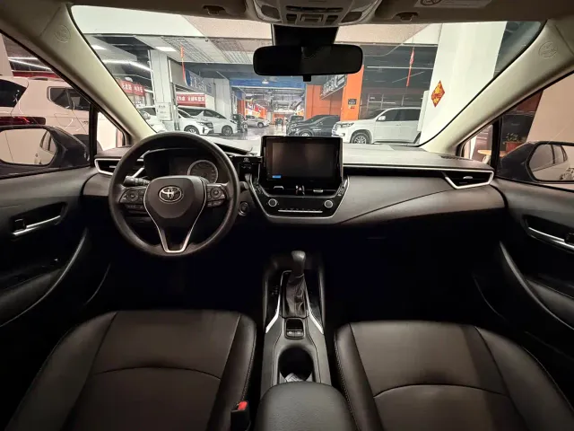 Toyota Corolla — Фото автомобиля 8