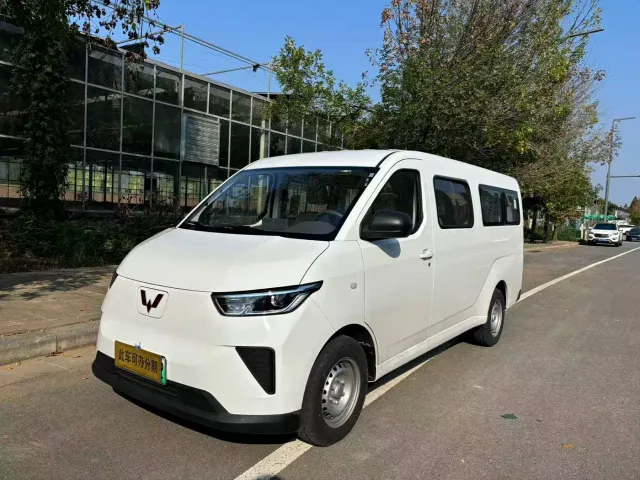 Фотография автомобиля — Wuling Yangguang