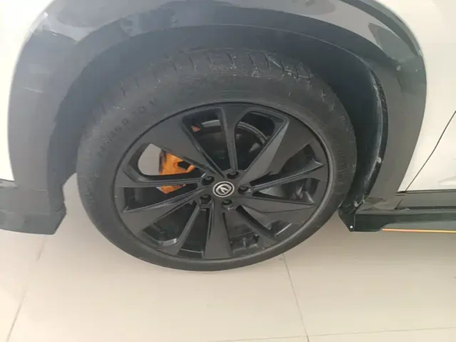 Changan UNI-T — Фото автомобиля 22