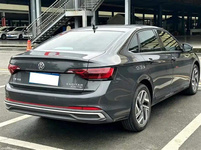 Volkswagen Sagitar — Фото автомобиля 9