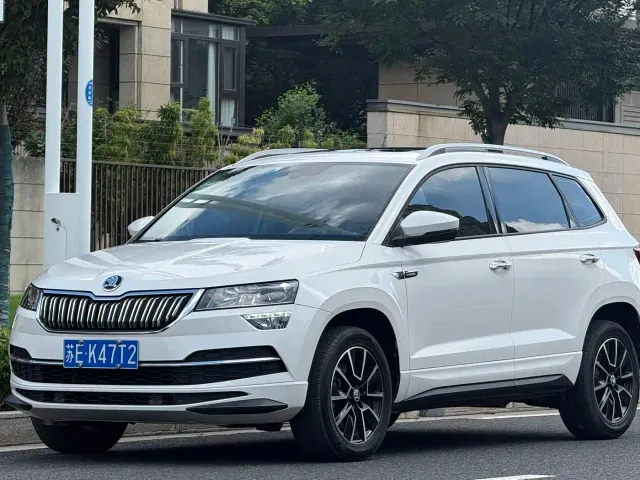 Фотография автомобиля — Skoda Karoq