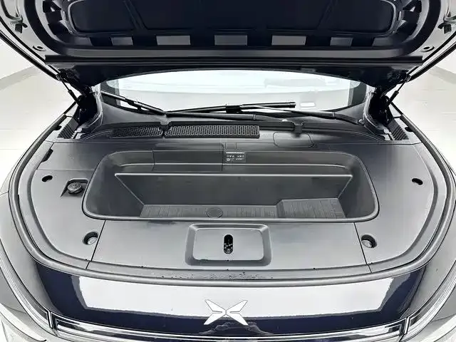 Xpeng G7 — Фото автомобиля 17