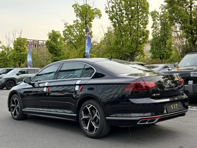 Volkswagen Magotan — Фото автомобиля 14