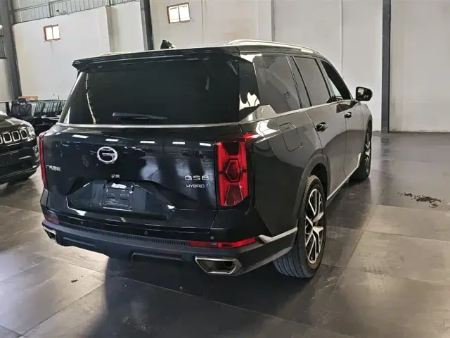 GAC Trumpchi GS8 — Фото автомобиля 3