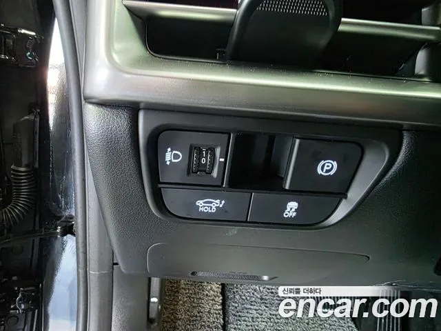 Hyundai Grandeur GN7 — Фото автомобиля 12