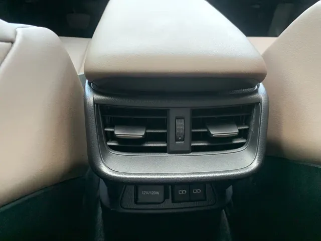Lexus ES — Фото автомобиля 16