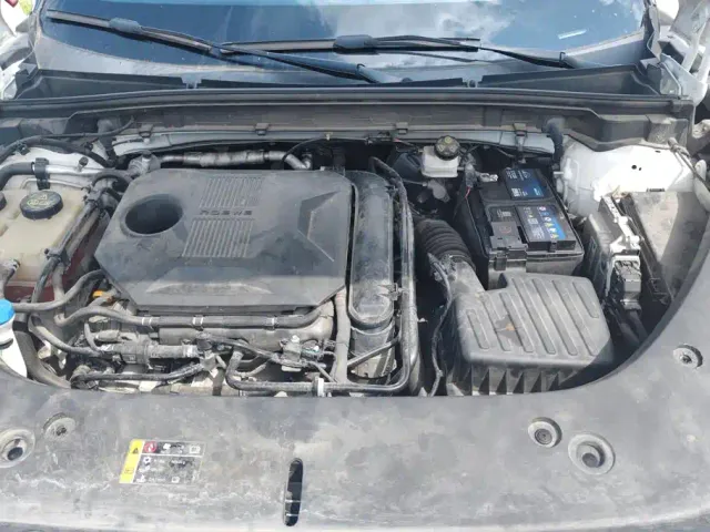 Roewe RX5 — Фото автомобиля 10