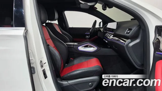 Mercedes-Benz GLE-Class — Фото автомобиля 16