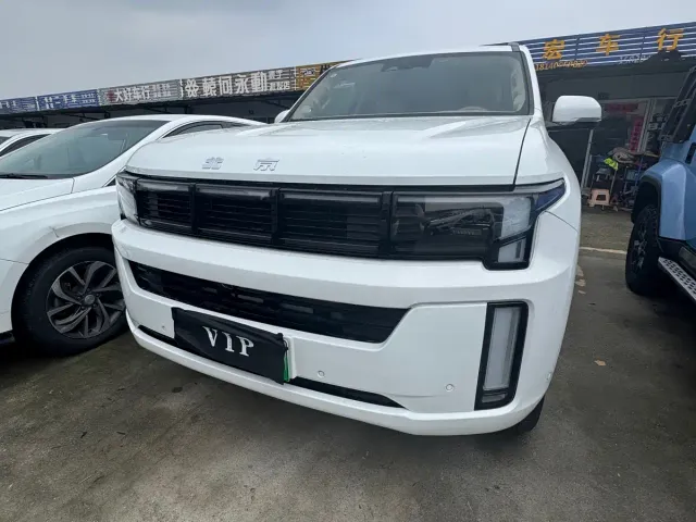 Фотография автомобиля — BAIC BJ60 Thunder