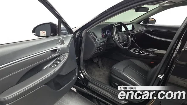 Hyundai Sonata — Фото автомобиля 15
