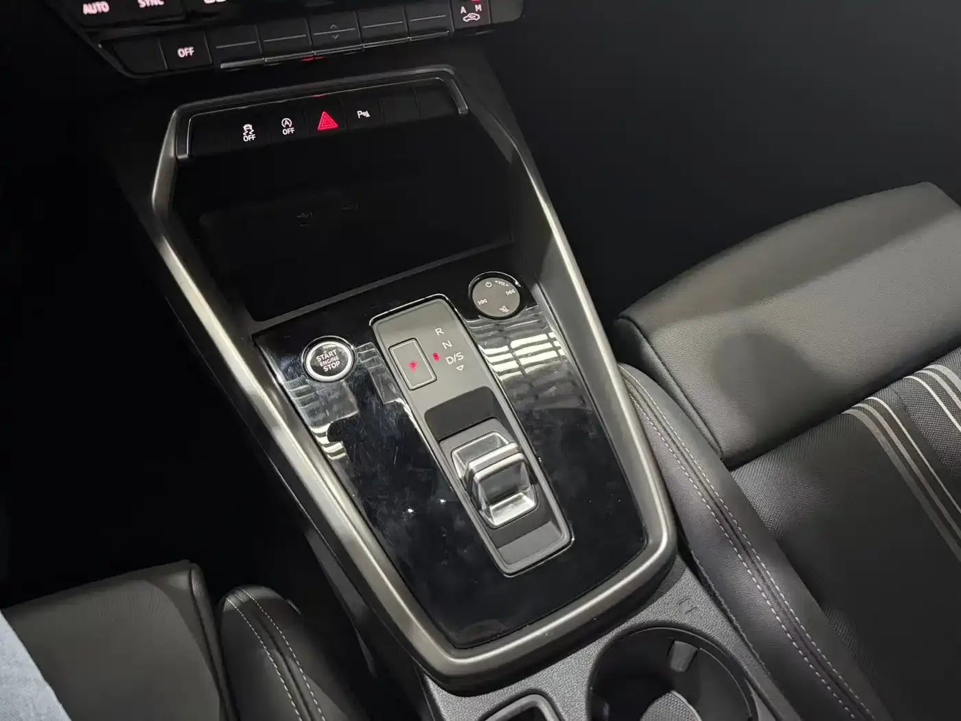 Audi Audi A3 2022 A3L Limousine 35 TFSI Style Sport — Фото автомобиля 14