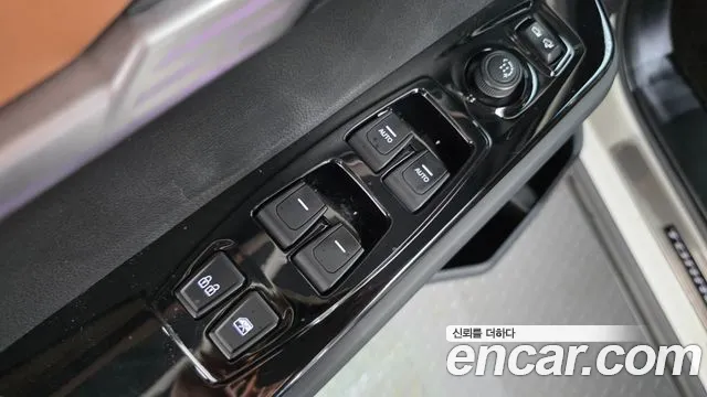 KG_Mobility_Ssangyong Torres Torres Битопливный 1.5 2WD — Фото автомобиля 11