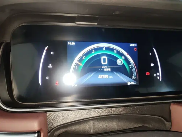 GAC Trumpchi M6 — Фото автомобиля 11