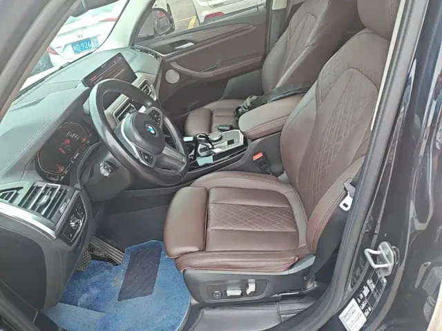 BMW X3 — Фото автомобиля 19