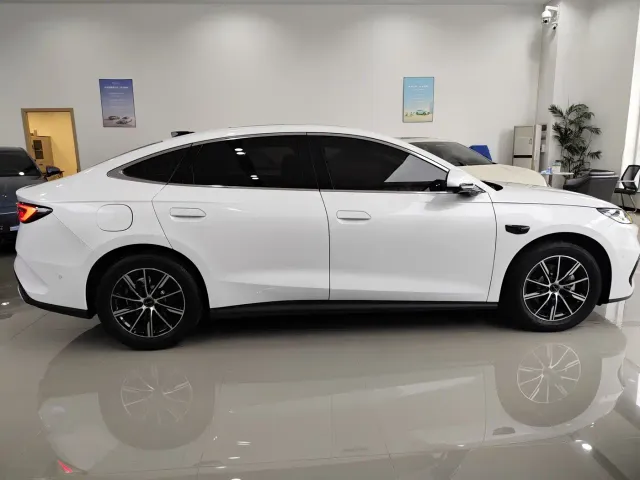 BYD Seal 06 — Фото автомобиля 5