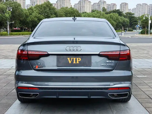 Audi A4L — Фото автомобиля 6