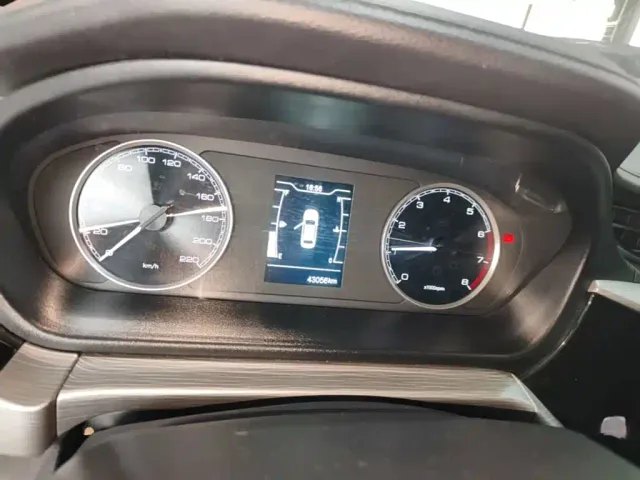 Chery Arrizo 5 — Фото автомобиля 11